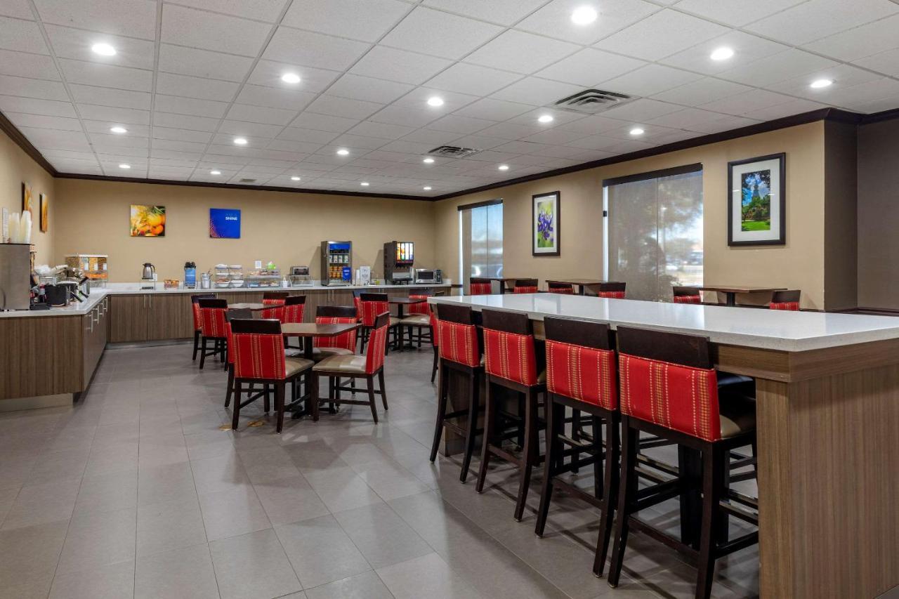 Comfort Suites Waco Near University Area Buitenkant foto